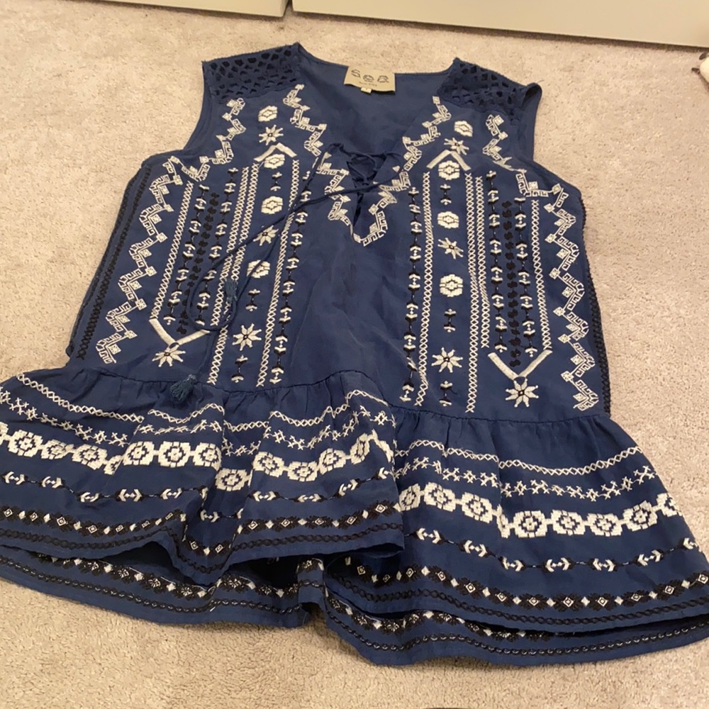 Summer sleeves sea top